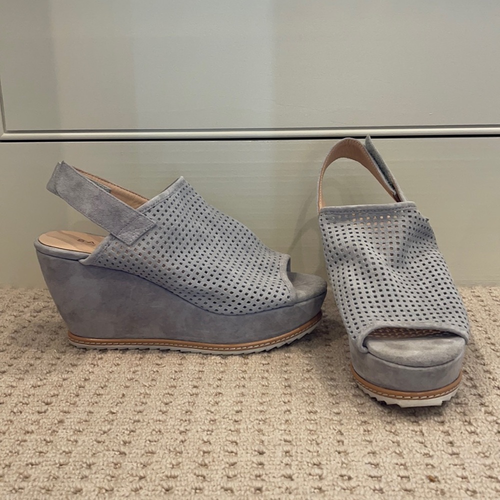 Sachs London wedges